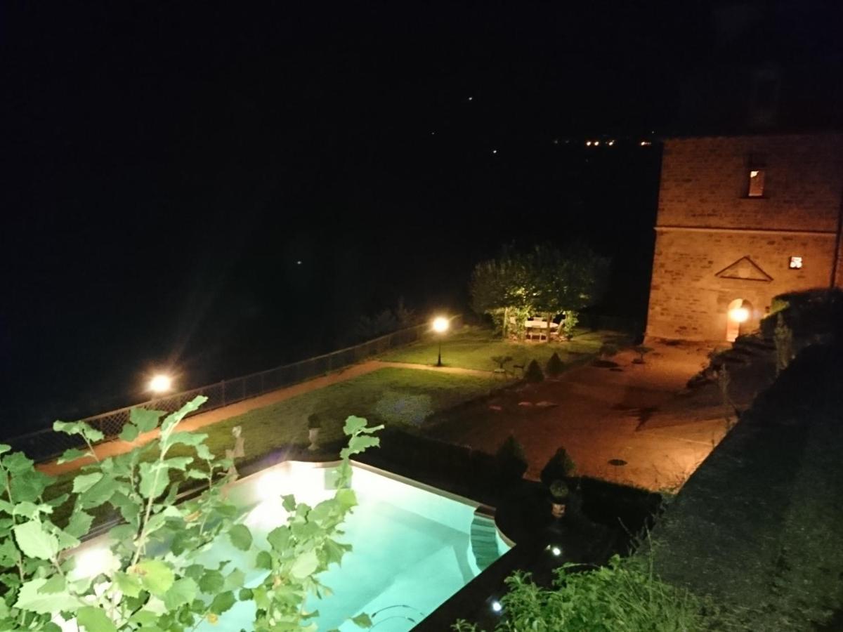Chateau La Servayrie - Chambre D'Hotes Marcillac-Vallon Eksteriør billede
